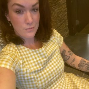 Meet your Posher, Keeley